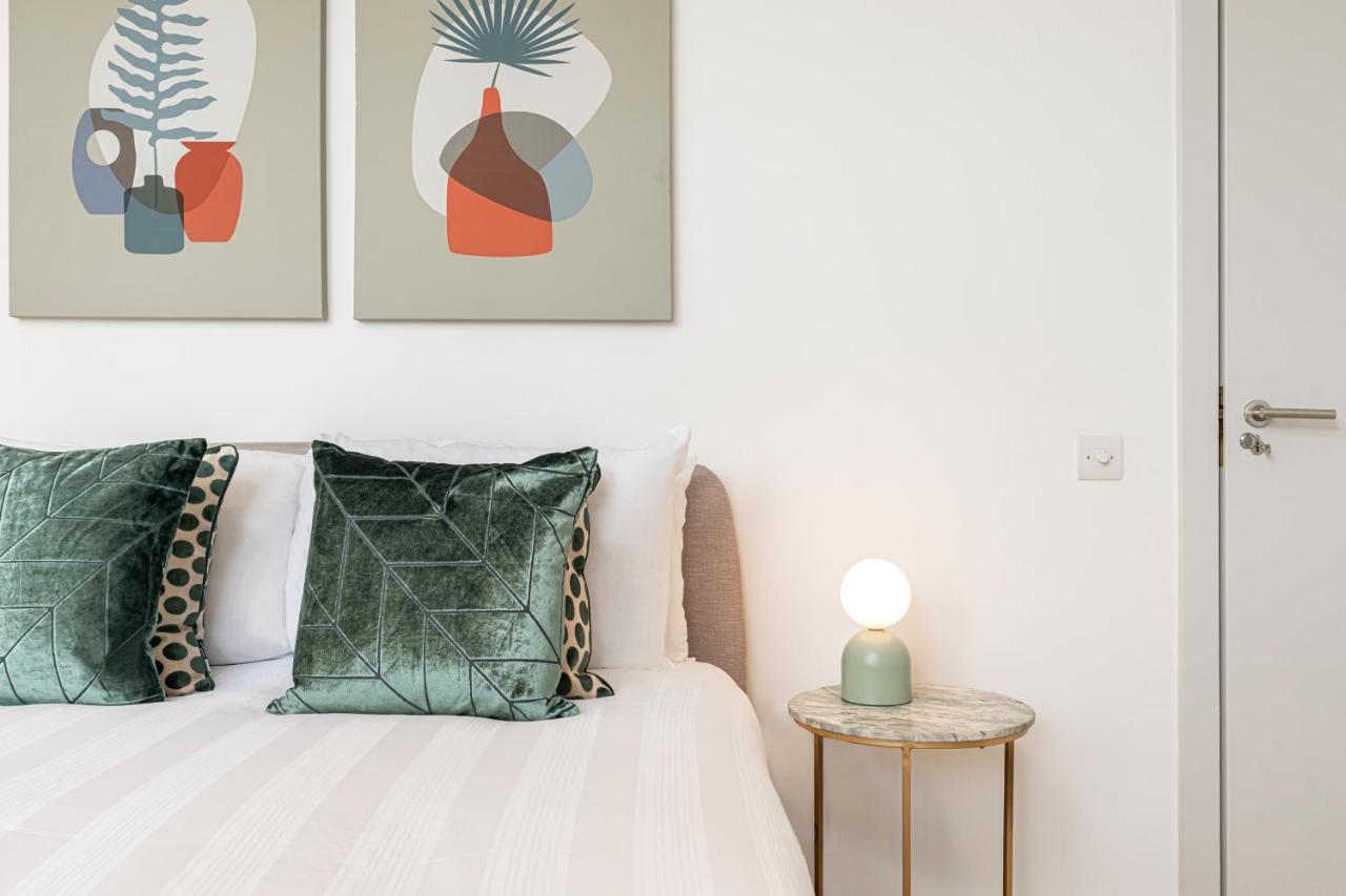 Stylish 1 Bed Flats In Soho, Next To Piccadilly Circus And Trafalgar Square Londres Exterior foto